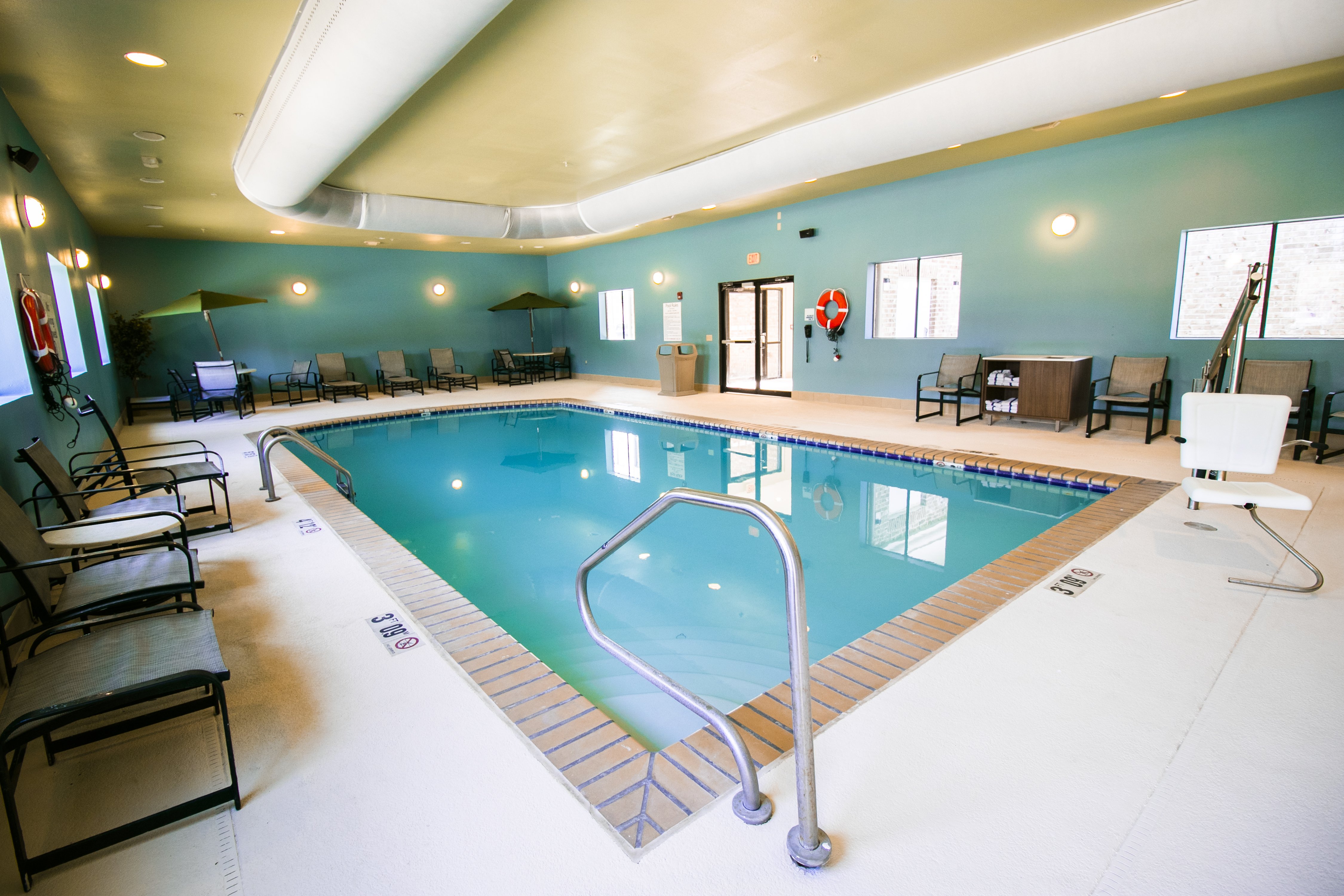Holiday Inn Express Hotel And Suites Baton Rouge Port Allen 32/49