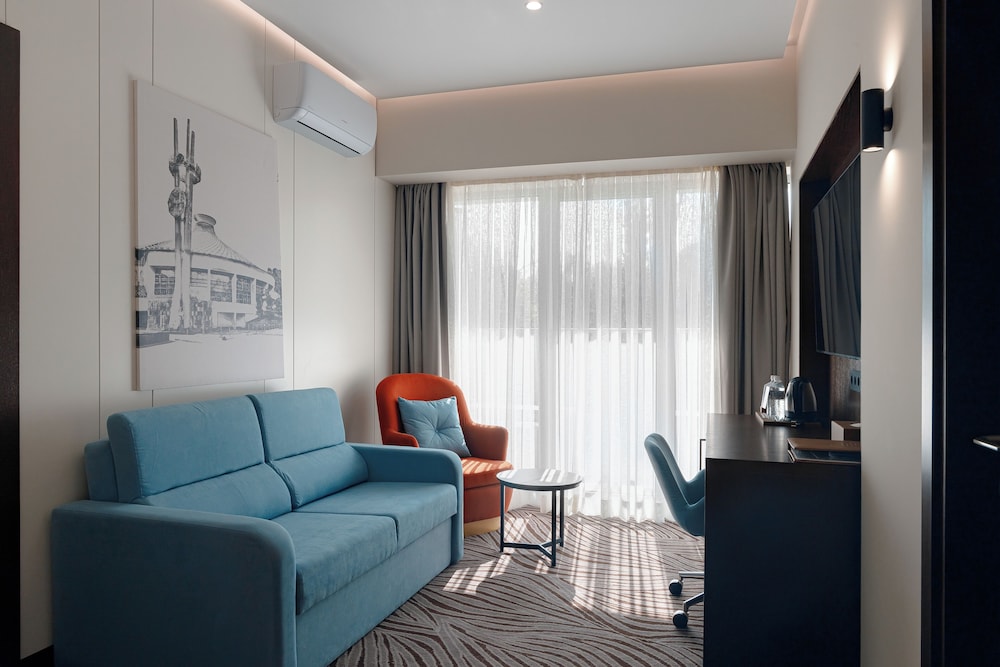 Almaty Hotel 27/50