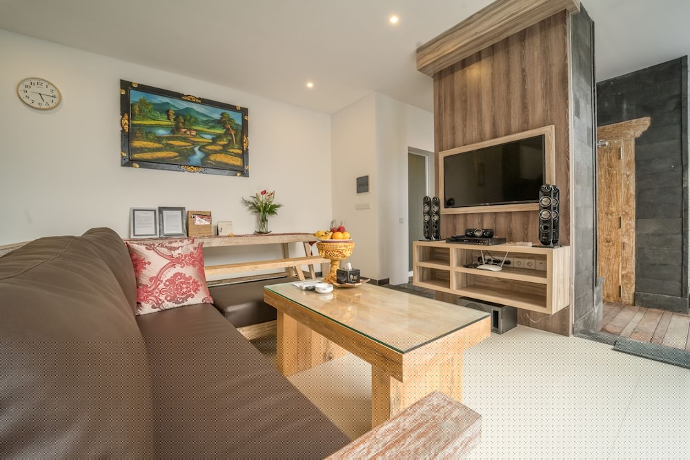 Puri Bagus Villa Legian Kuta 32/45