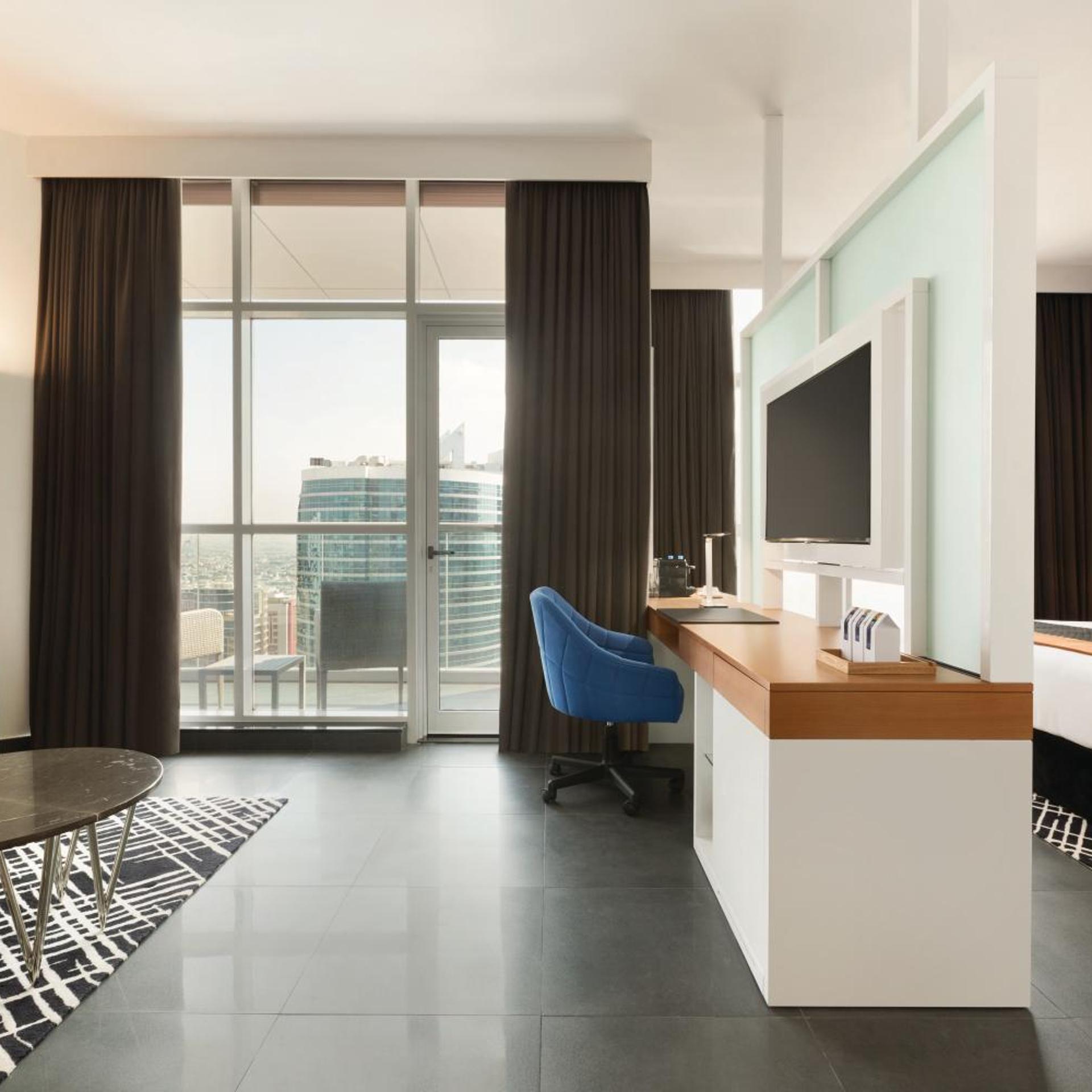 Vyp, Premium, Suite, King Bed, Lounge Access، Tryp By Wyndham Dubai 2/4