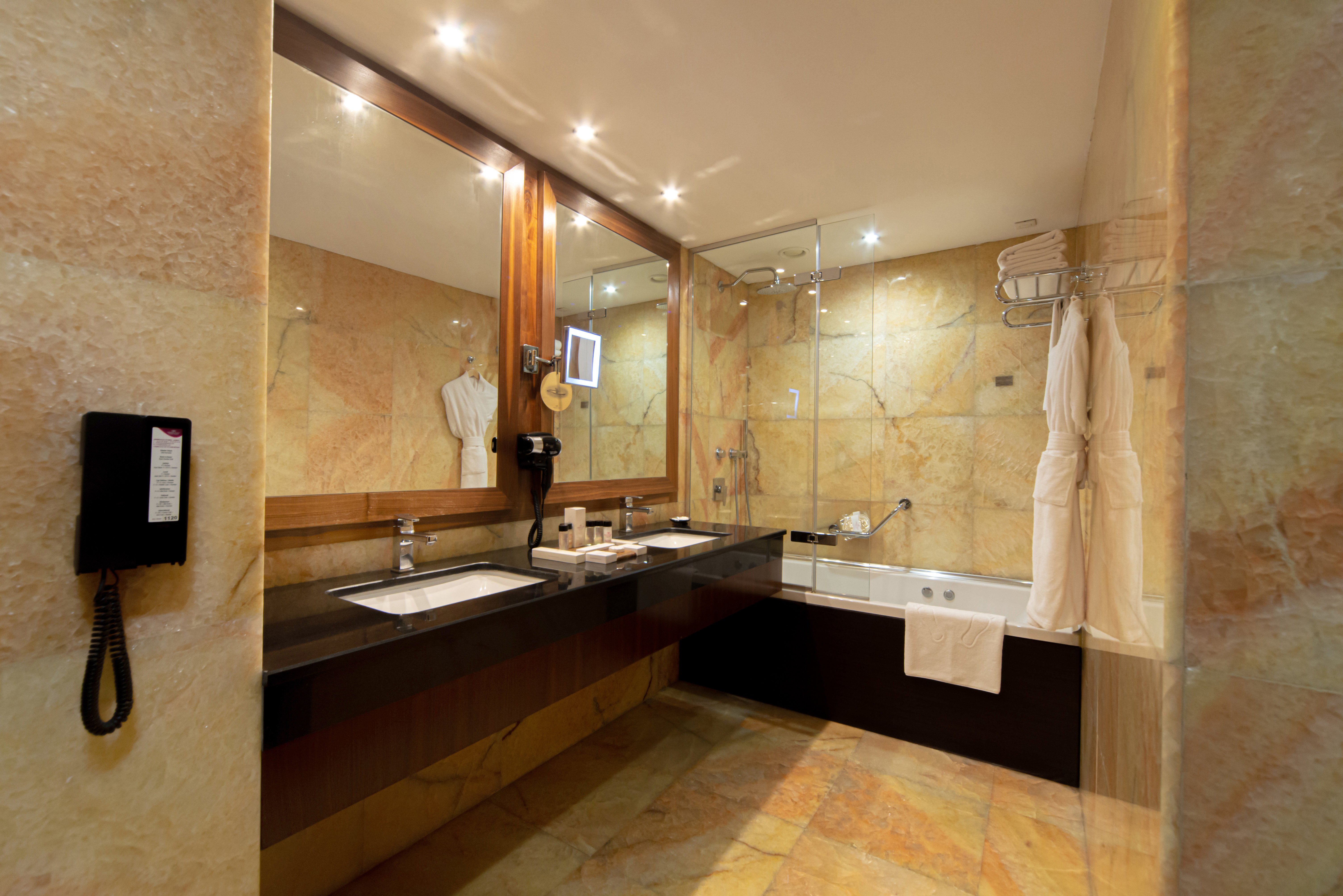 Crowne Plaza Istanbul Harbiye Hotel 23/50