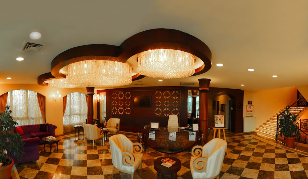 Kronos Hotel 5/39