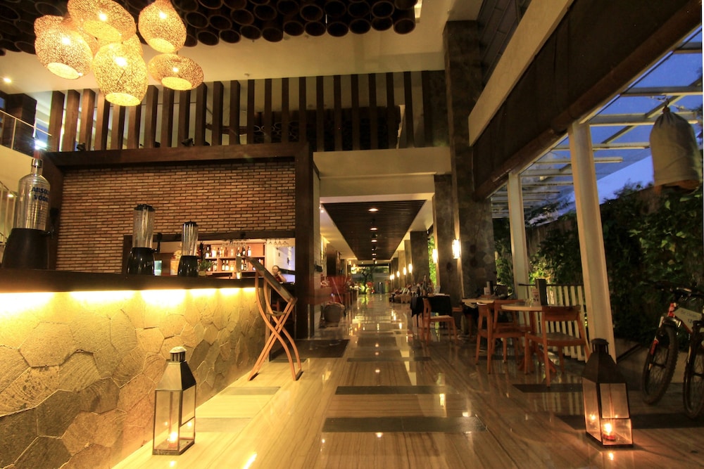 Grand Ixora Kuta Resort 39/73