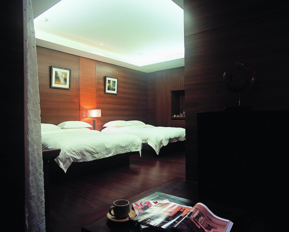 EINHAN RESORT 34/63