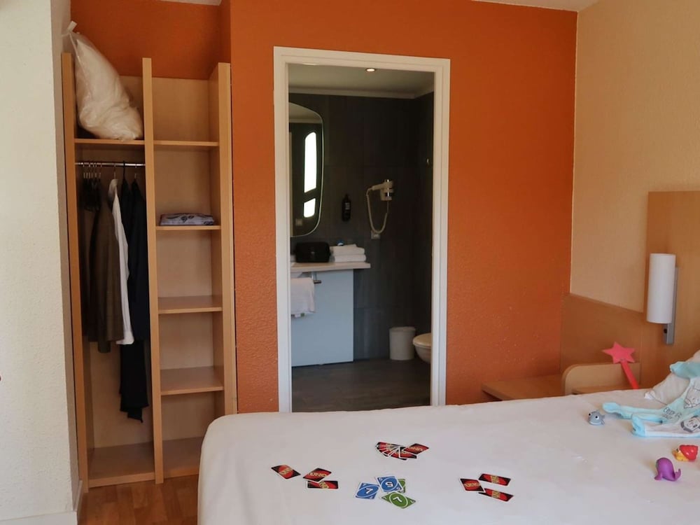 ibis Cannes Plage La Bocca 27/63