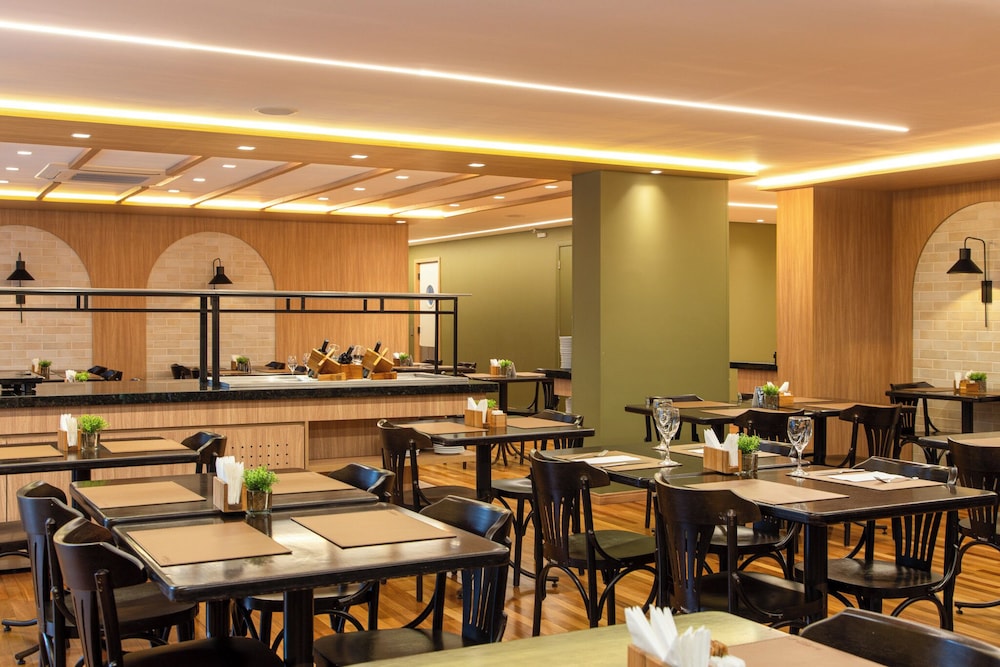 Slaviero Hotel Curitiba Shopping 36/50