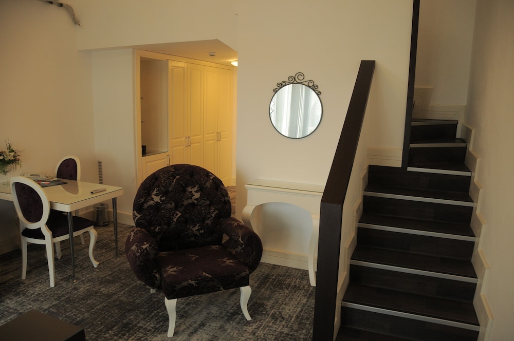 Oscar Resort 30/50