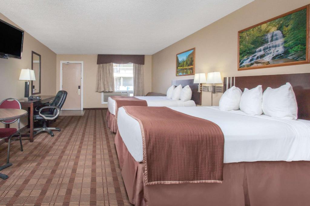 Upgrade, 2 Queen Beds