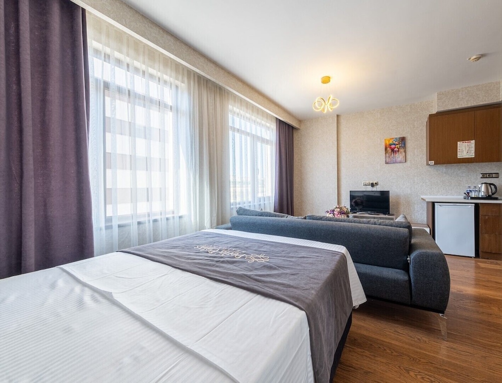 Ottoman Suites 17/50