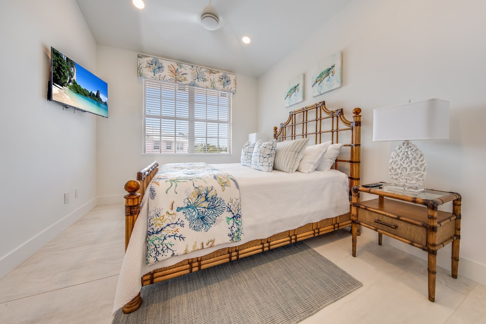Bahama Beach Club Resort 14/49