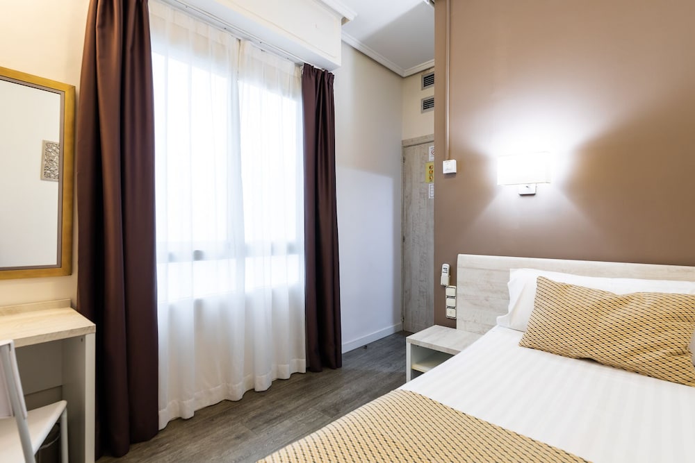 Sweet Hotel Continental 25/39