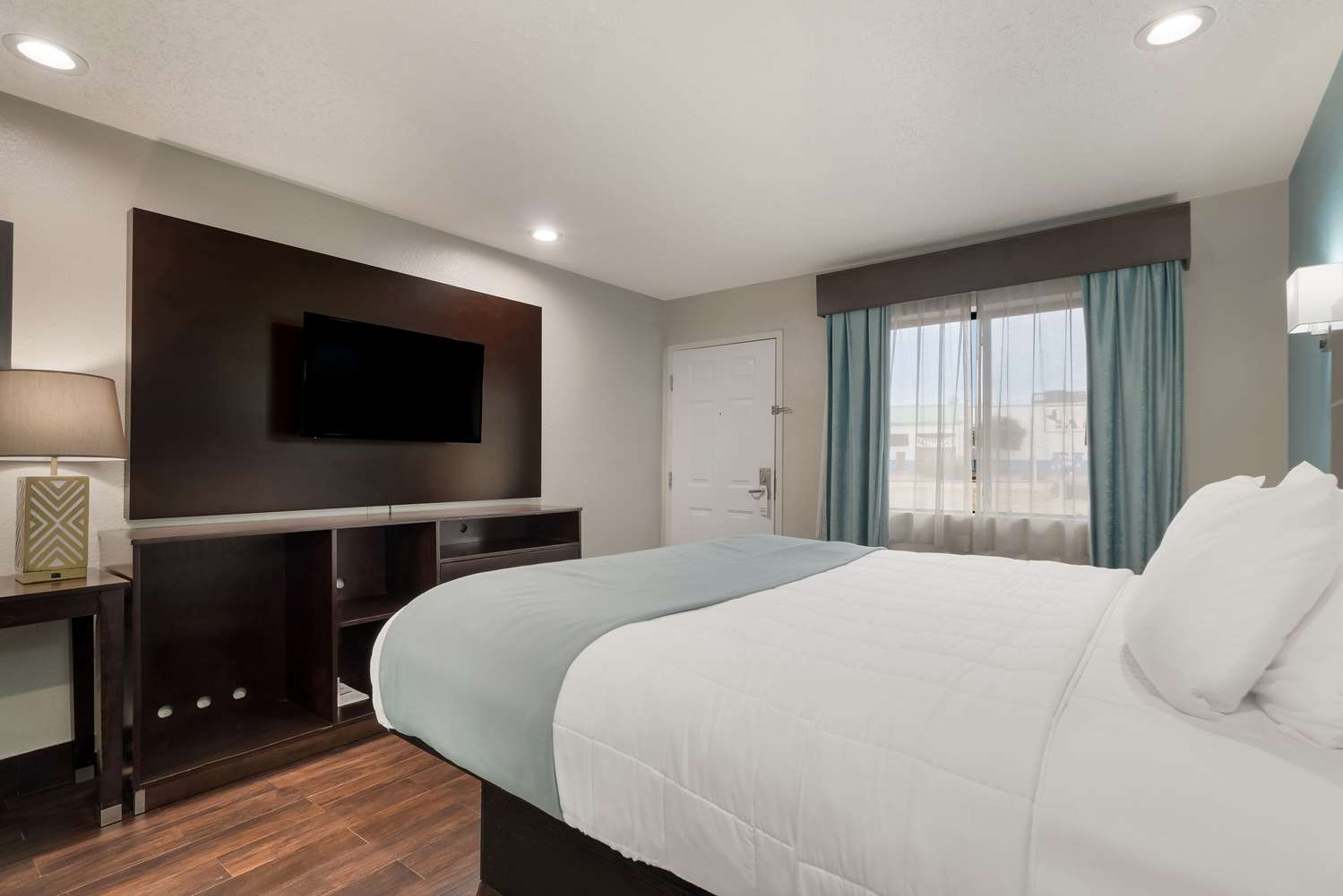 Laredo Hotel 8/18