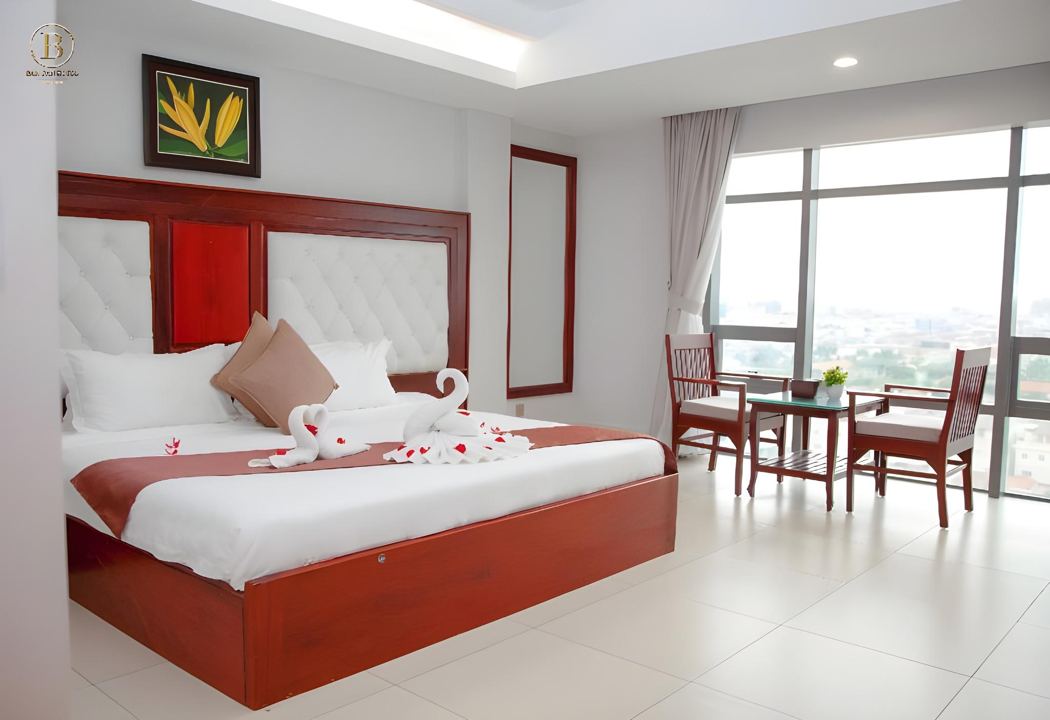DELUXE CITY VIEW DOUBLE ROOM