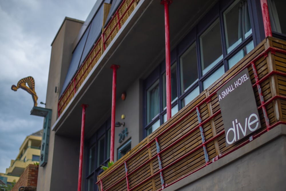 Dive Hotel Coogee Beach 6/53