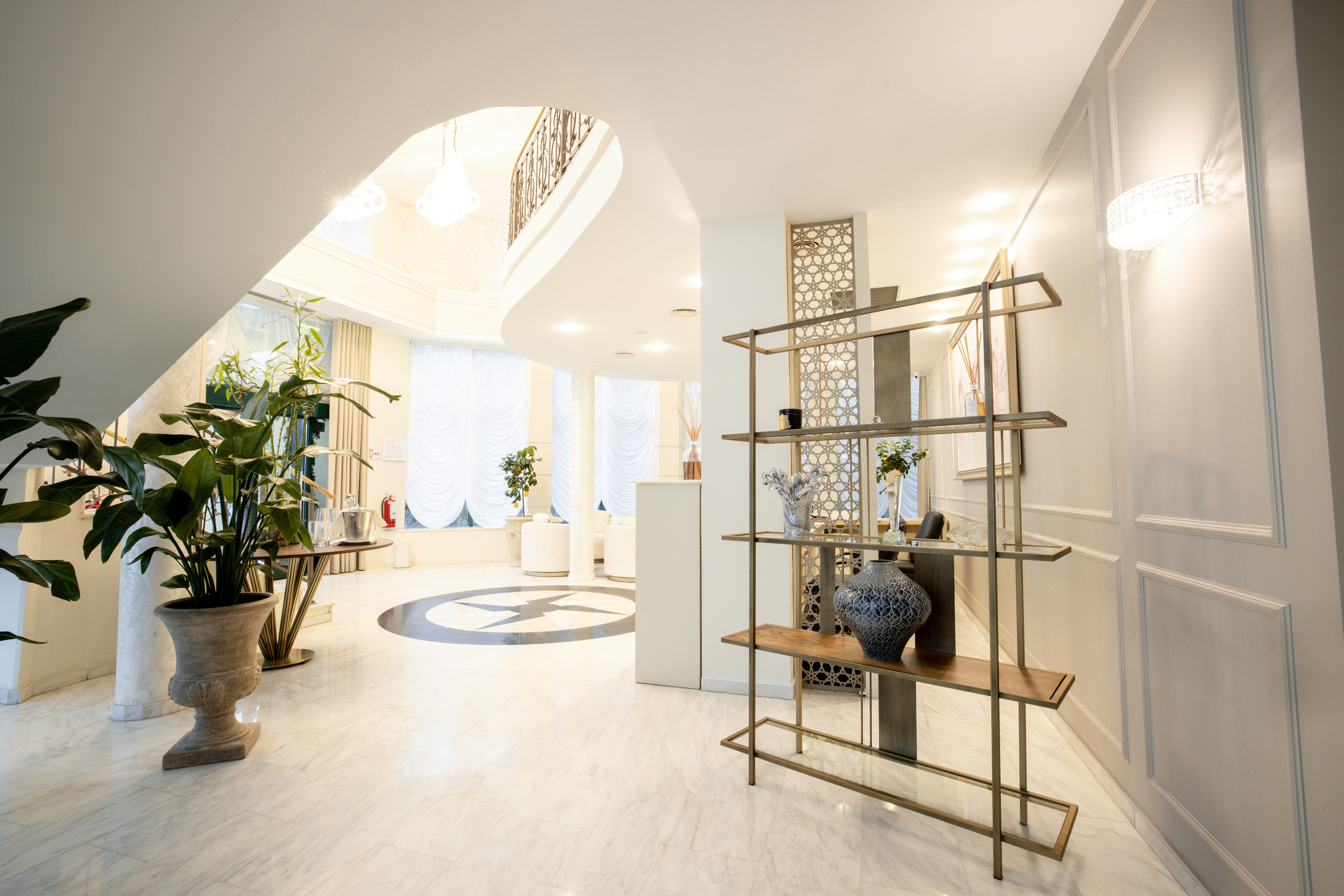 Tresor Le Palais Timisoara, Curio Collection by Hilton 40/61