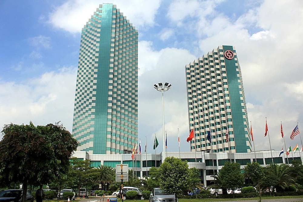 Pantower International Hotel 2/50