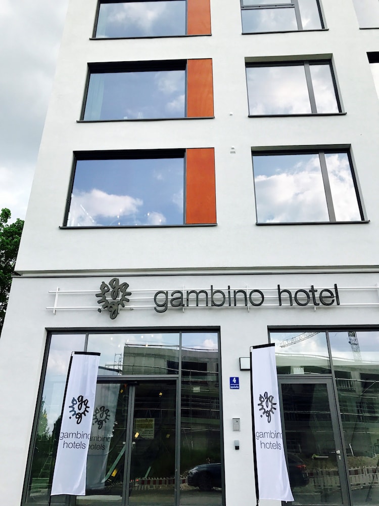Gambino Hotel Cincinnati 2/72