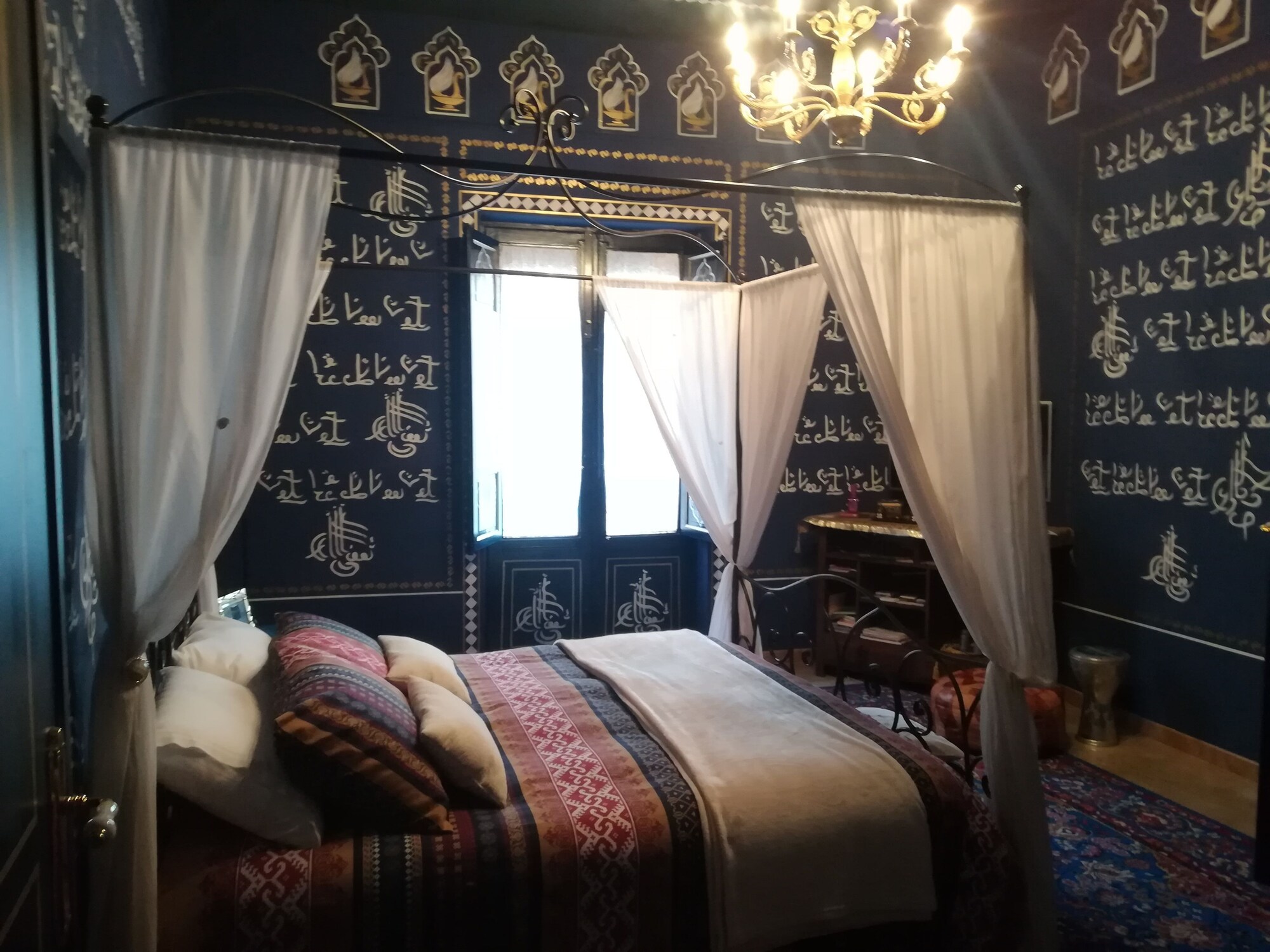 2 Bedrooms, Romantic, Apartment, 1 Single and 2 Queen Beds, City View