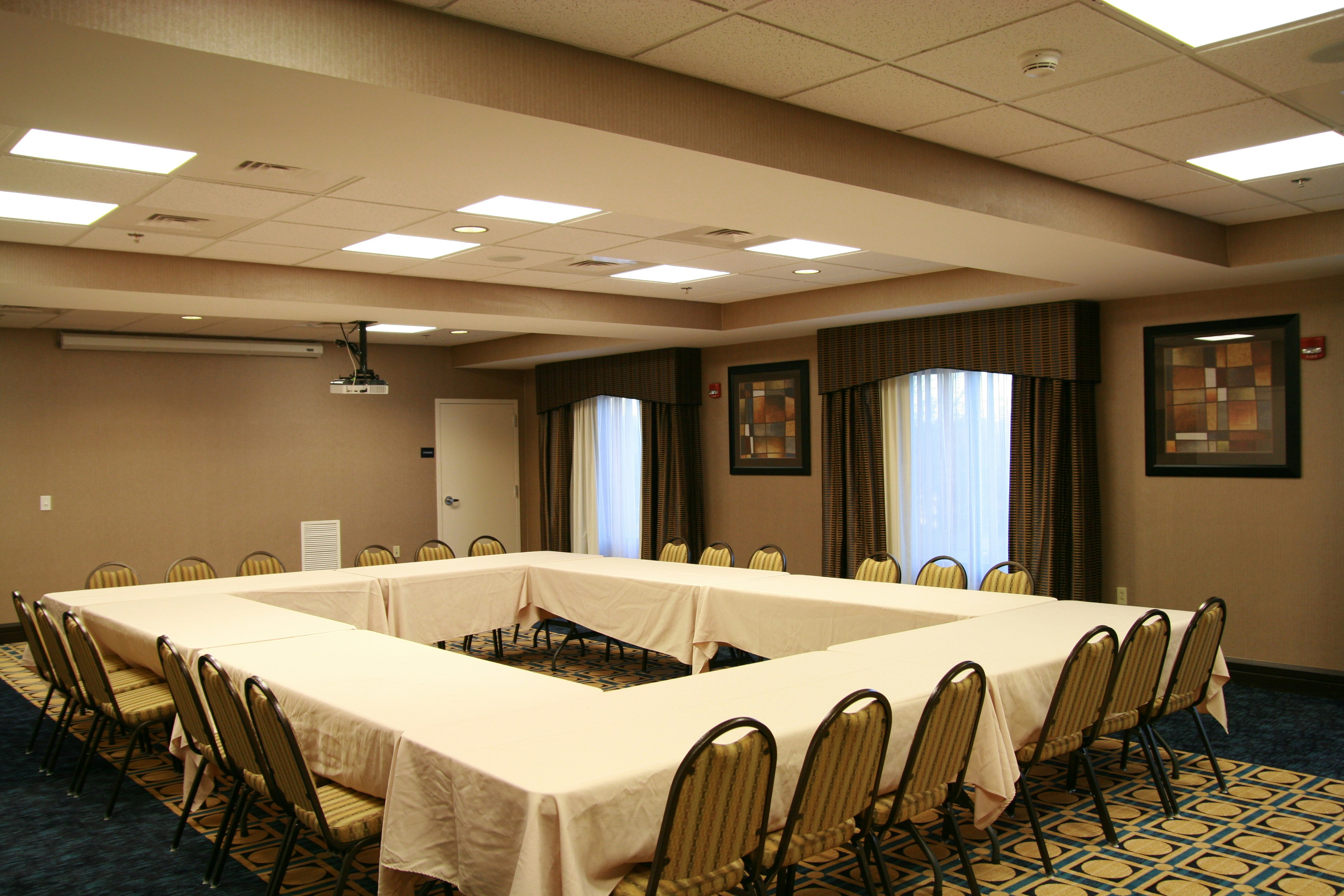 Hampton Inn Topeka 32/51