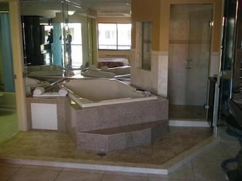 Miami Princess Hotel 41/42