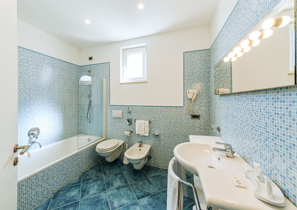 Regina Palace Terme Formerly Best Western Regina Palace Terme 44/45