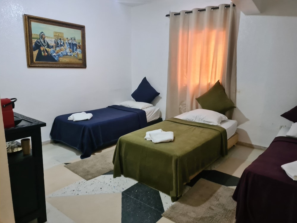 Appart Hotel Larbi 36/45