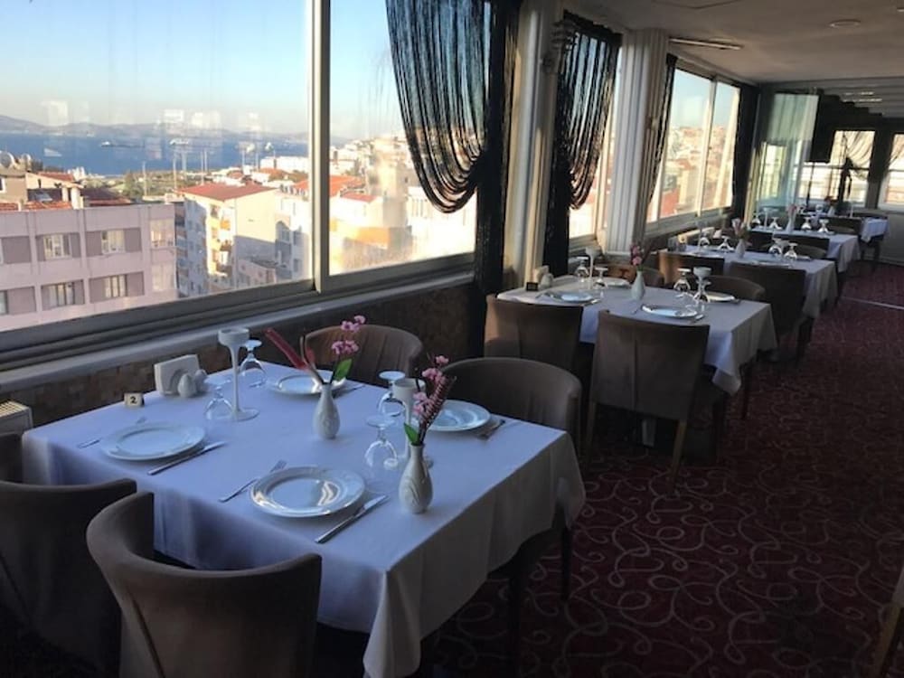 Perama Hotel 14/23
