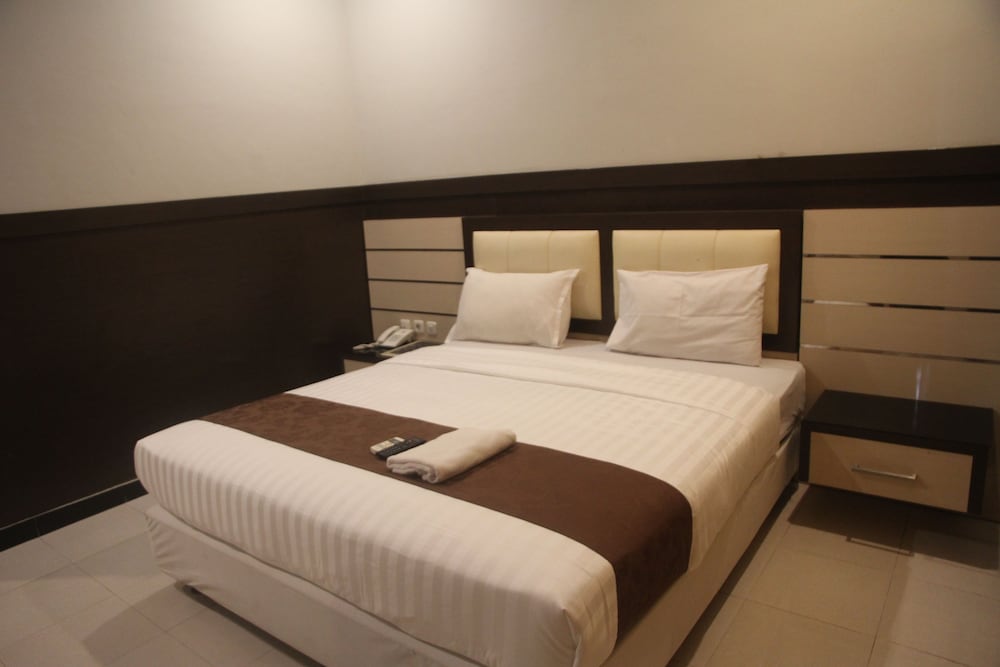 PURI SENGGIGI HOTEL 7/22