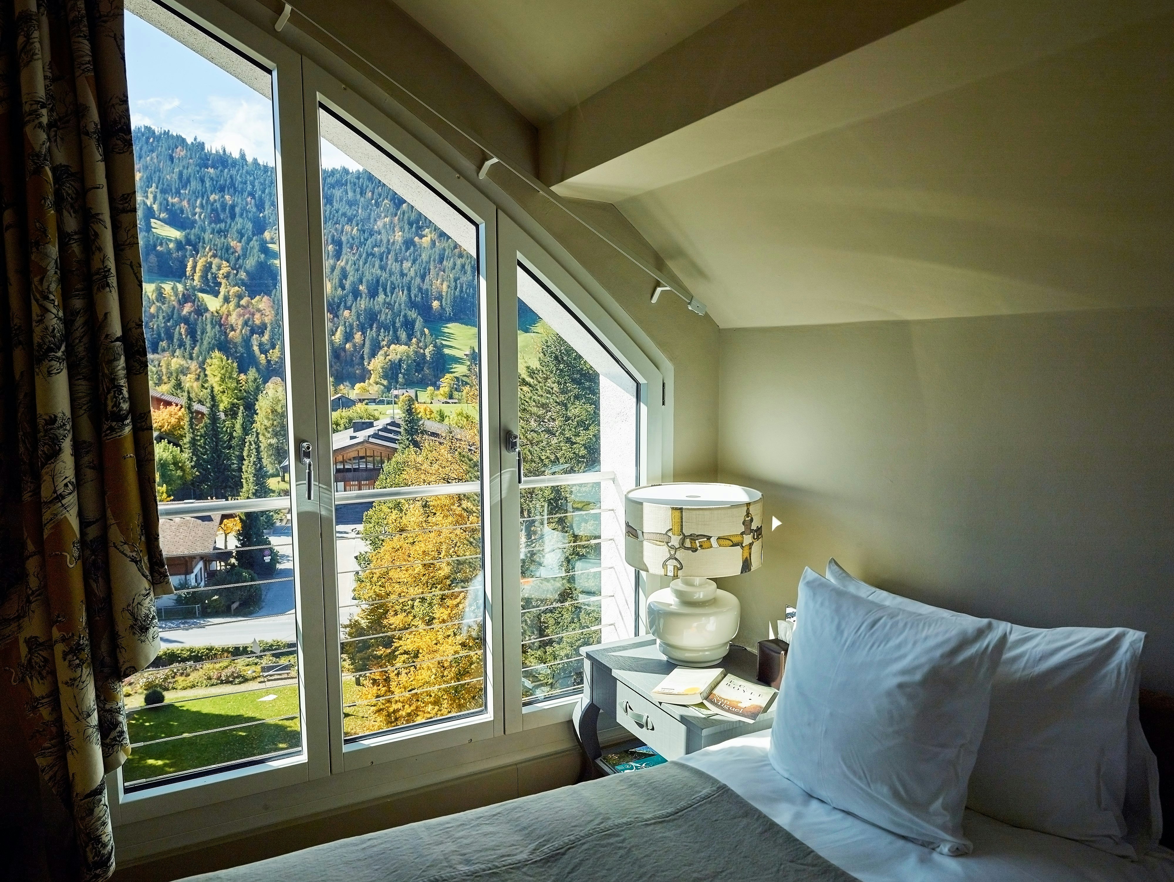 Grand, Bellevue, Suite