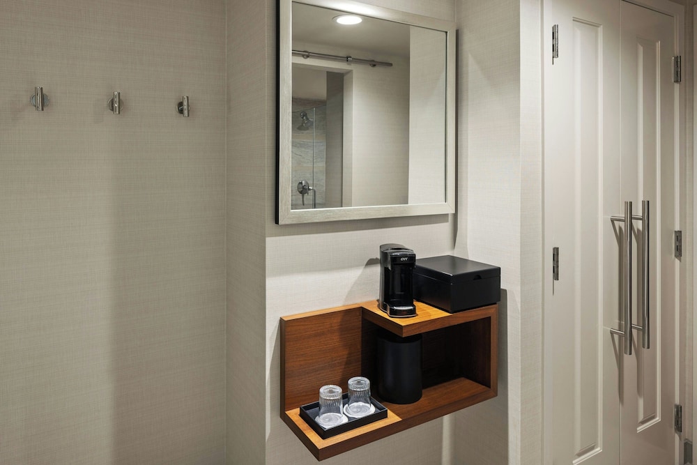 South Sioux City Marriott Riverfront Ex Delta Hotels South Sioux City Riverfront 74/75