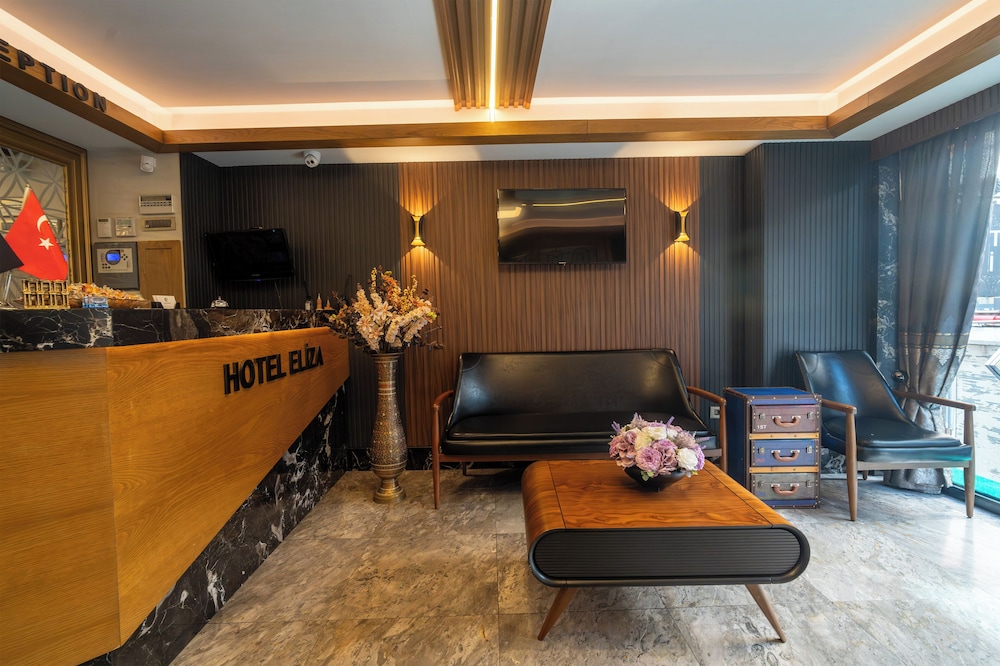 Eliza Hotel 32/50