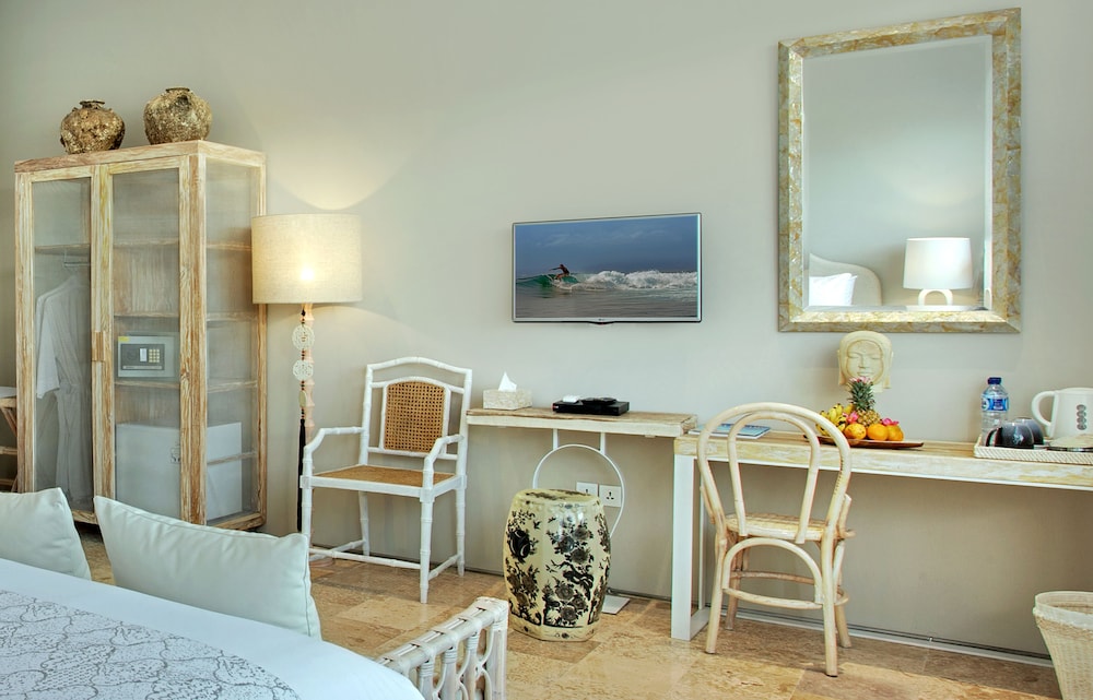 Room & Vespa 4 27/35