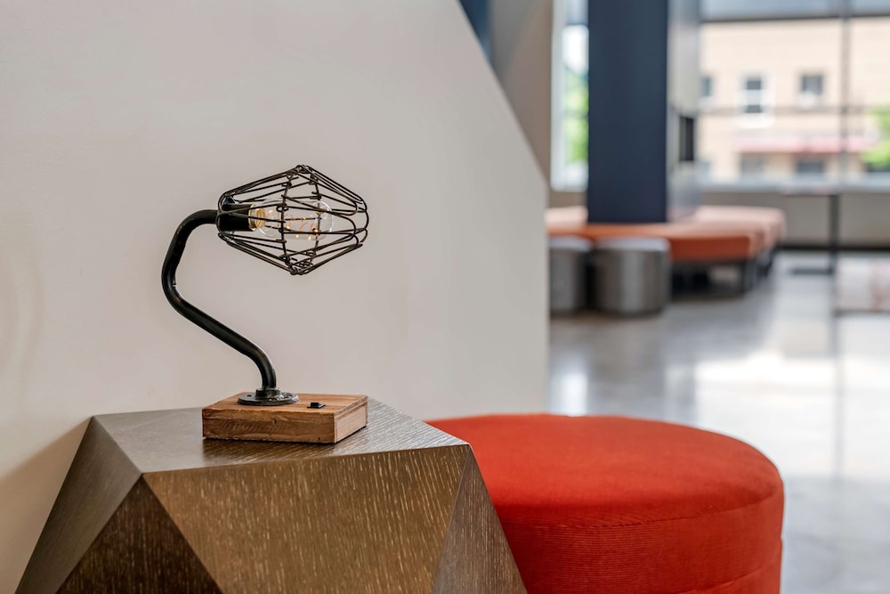 Vib Hotel by Best Western Denver RiNo 28/37