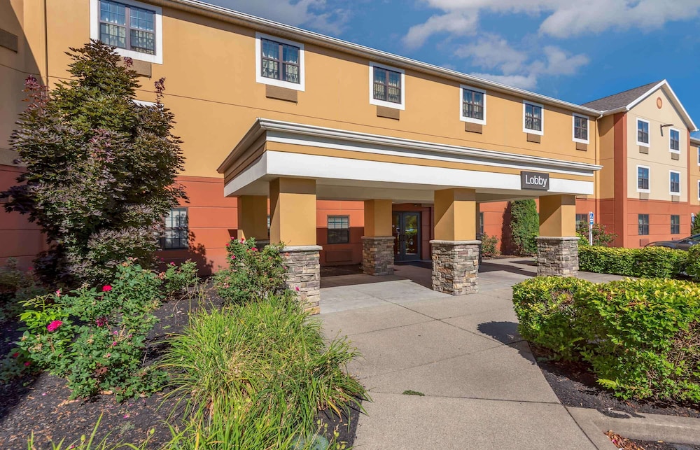 Studio 6 Corporate Extended Stay Amherst Buffalo NY in BUFFALO - NY