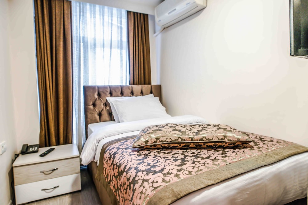 Lazz City Hotel 19/44