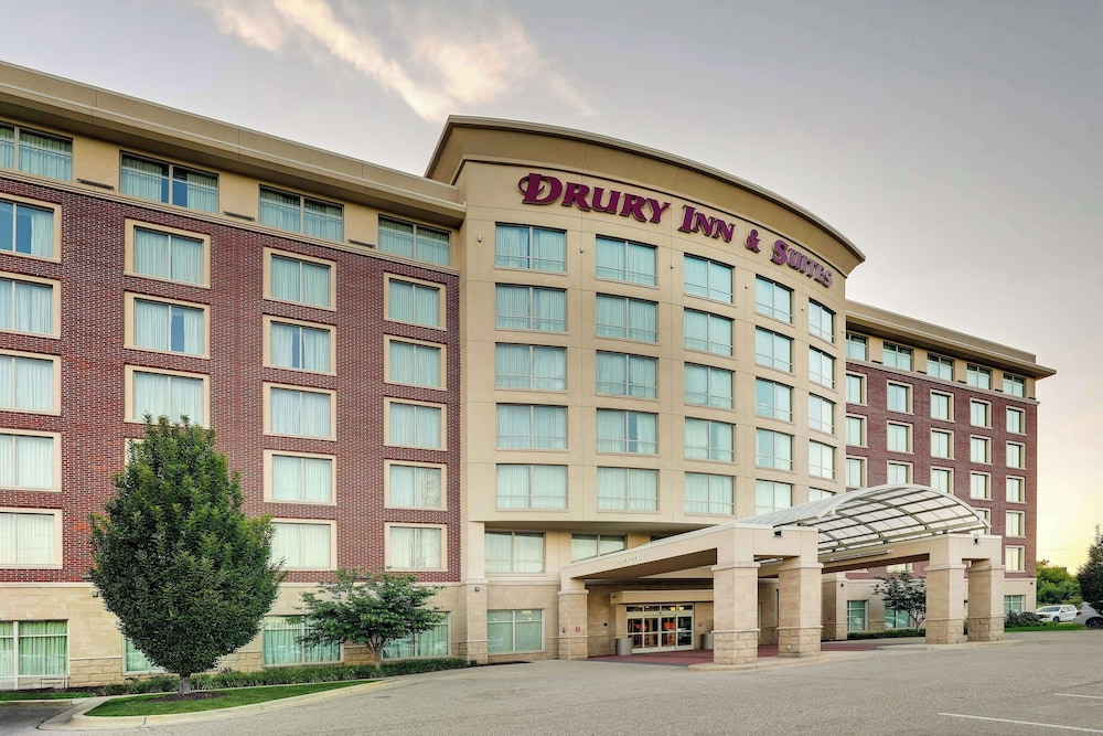 Drury Inn And Suites Grand Rapids 1/77