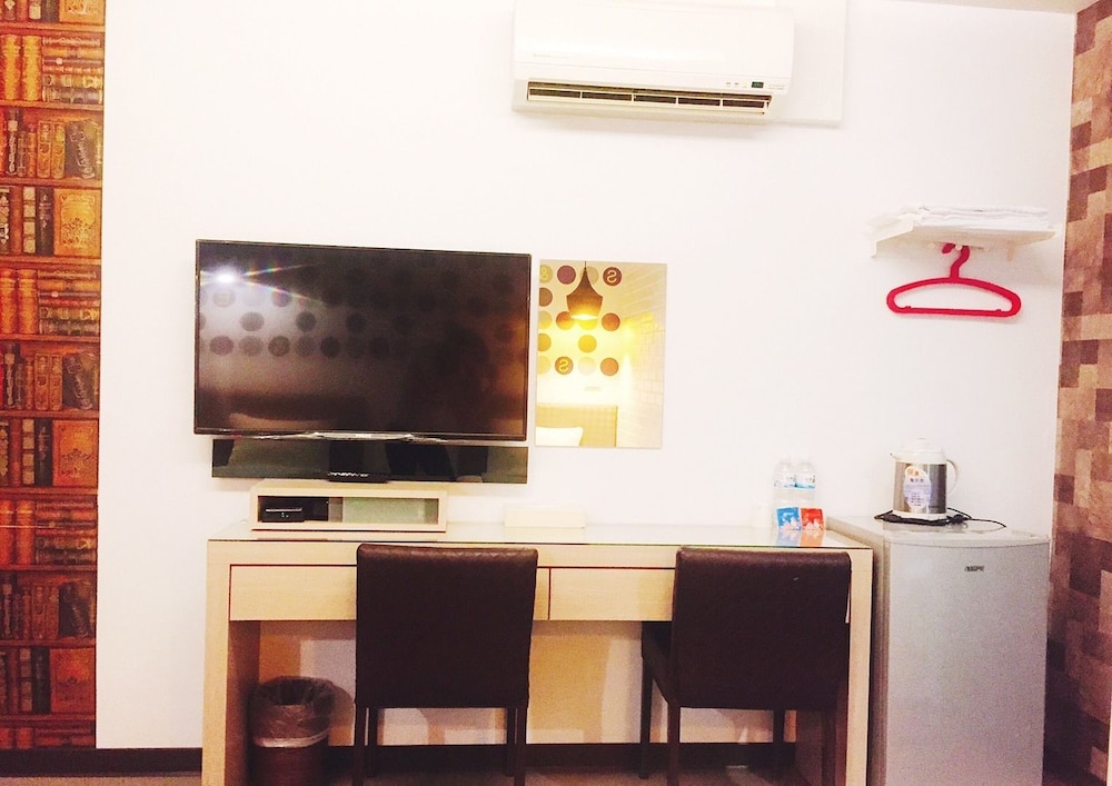 S&amp;E Hotel 14/61