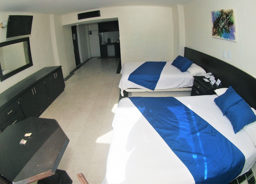 HOTEL HACIENDA MAZATLAN 20/64