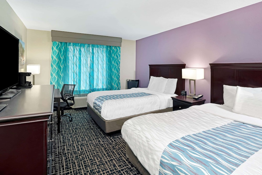 La Quinta Inn And Suites By Wyndham Cookeville 13/35