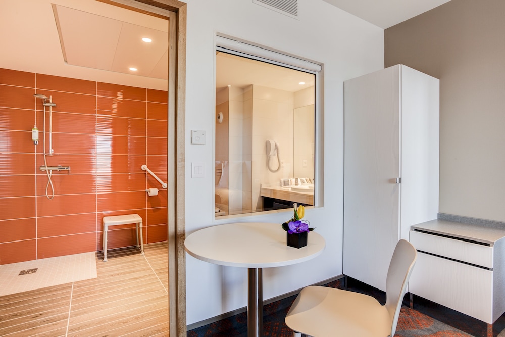 Spark by Hilton Lyon Park Saone 28/61