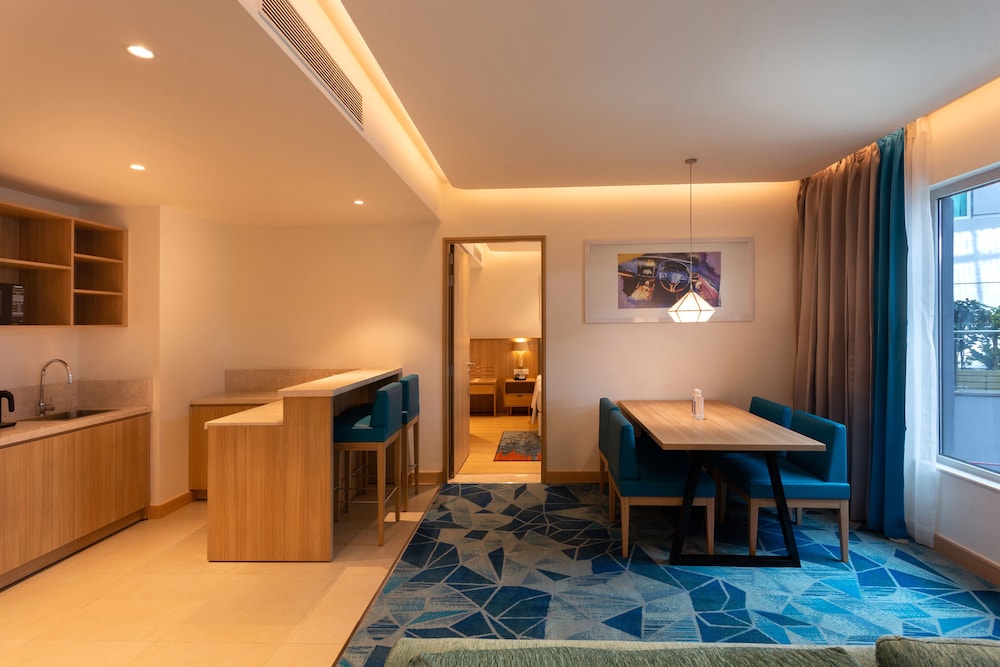Holiday Inn Express And Suites Bengaluru Old Madras Road 46/59