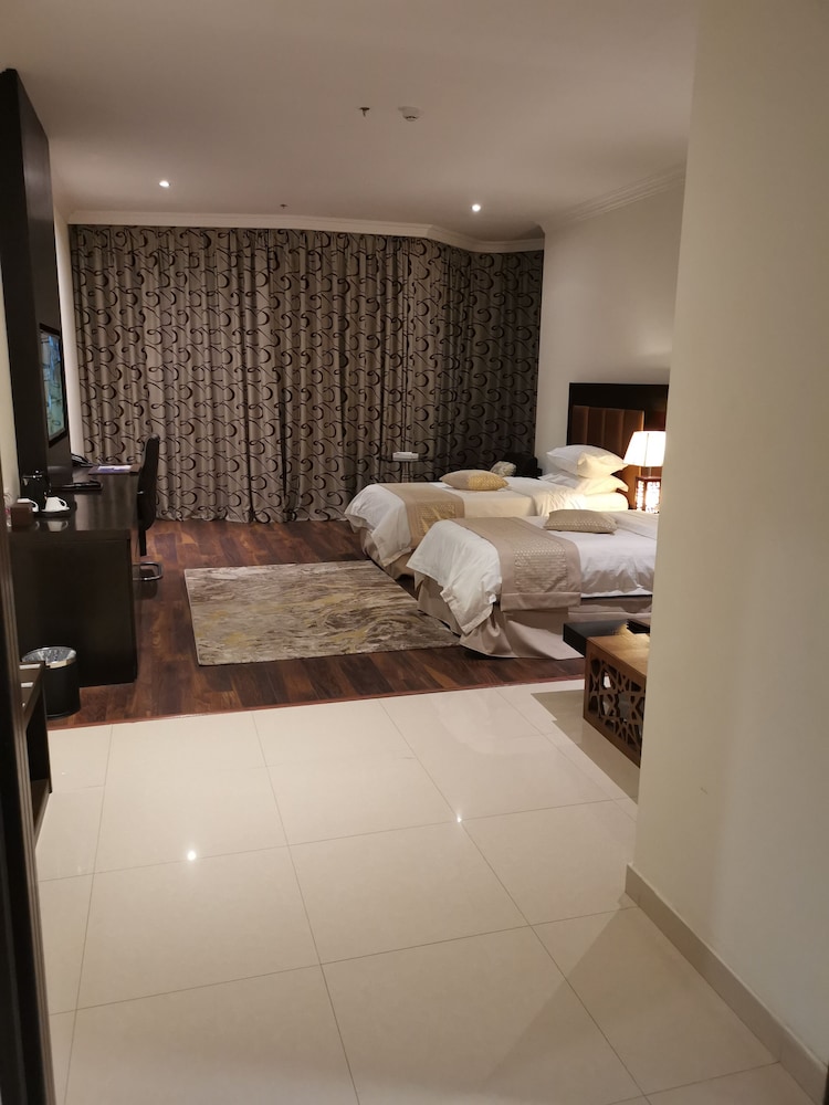 فندق ميلينيا العليا(Millennia Olaya Hotel) 13/79