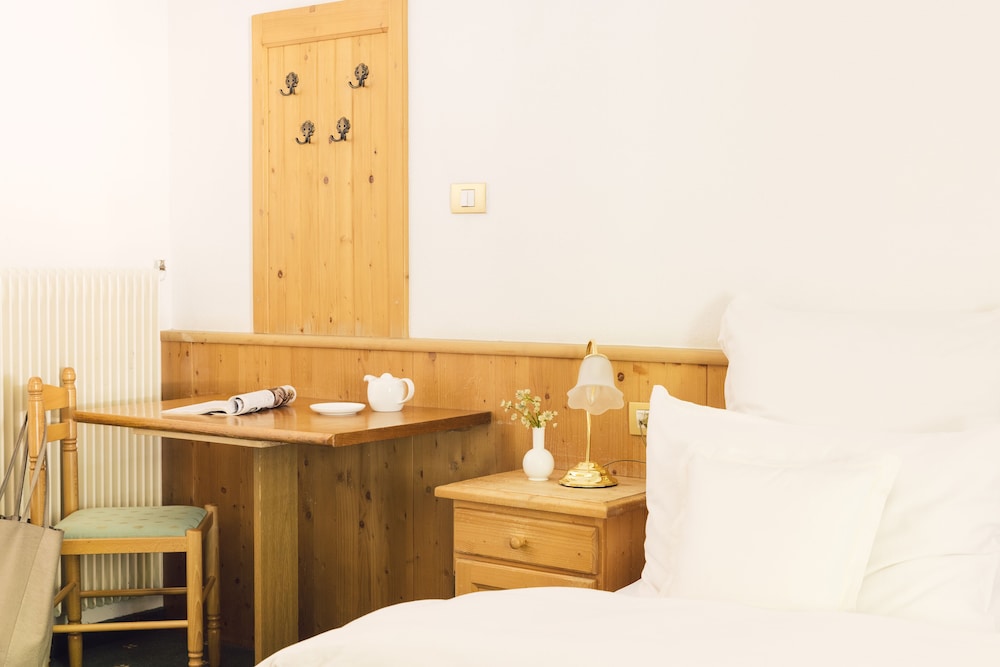 Parkhotel Schachen 6/49