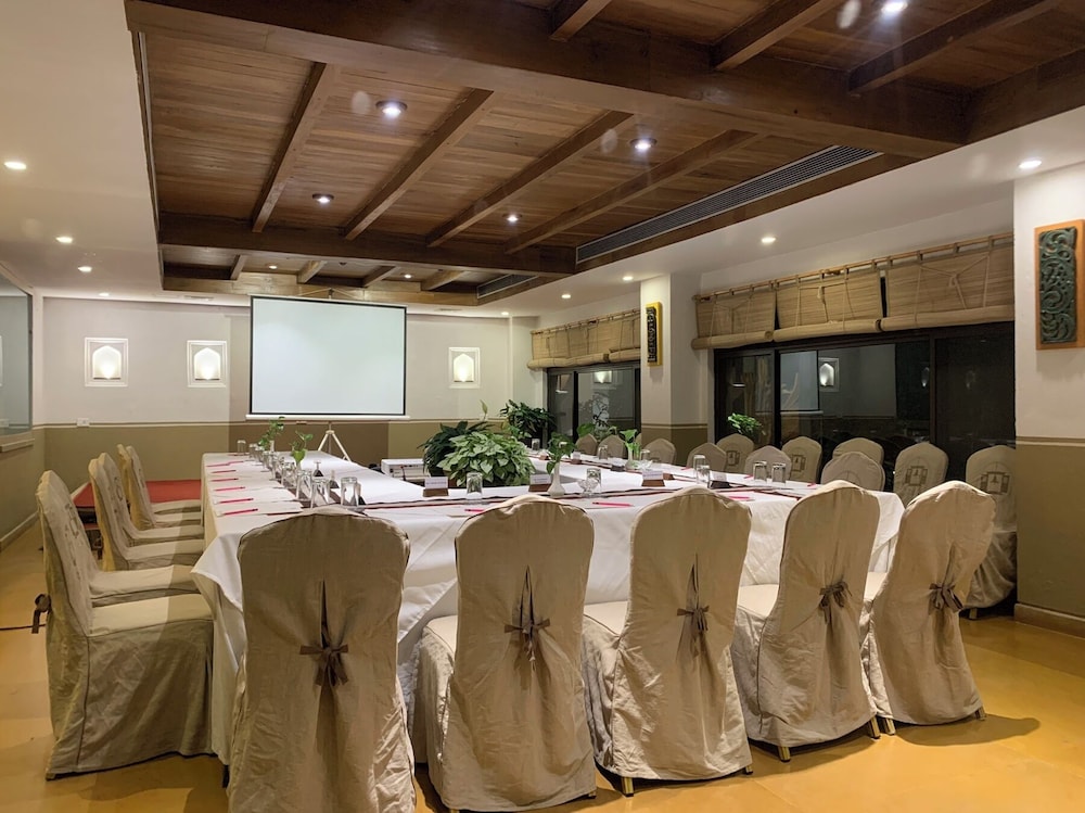 Nepali Ghar Hotels & Resort 42/50