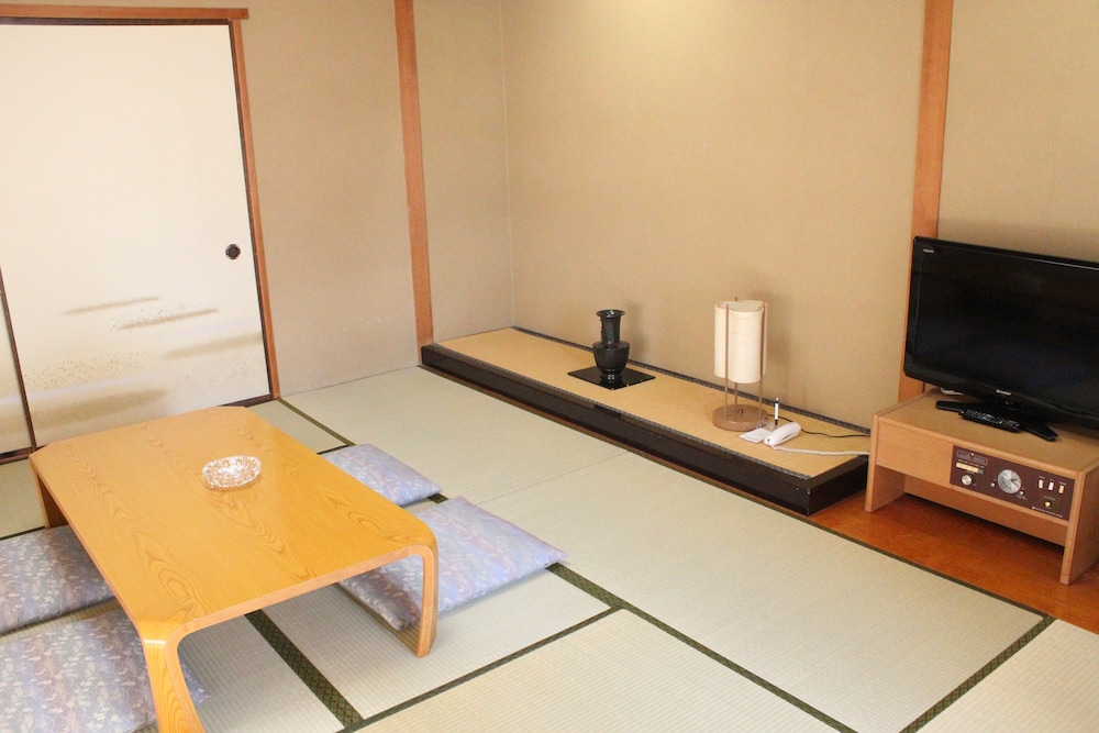 Hotel Grand Terrace Toyama 35/38