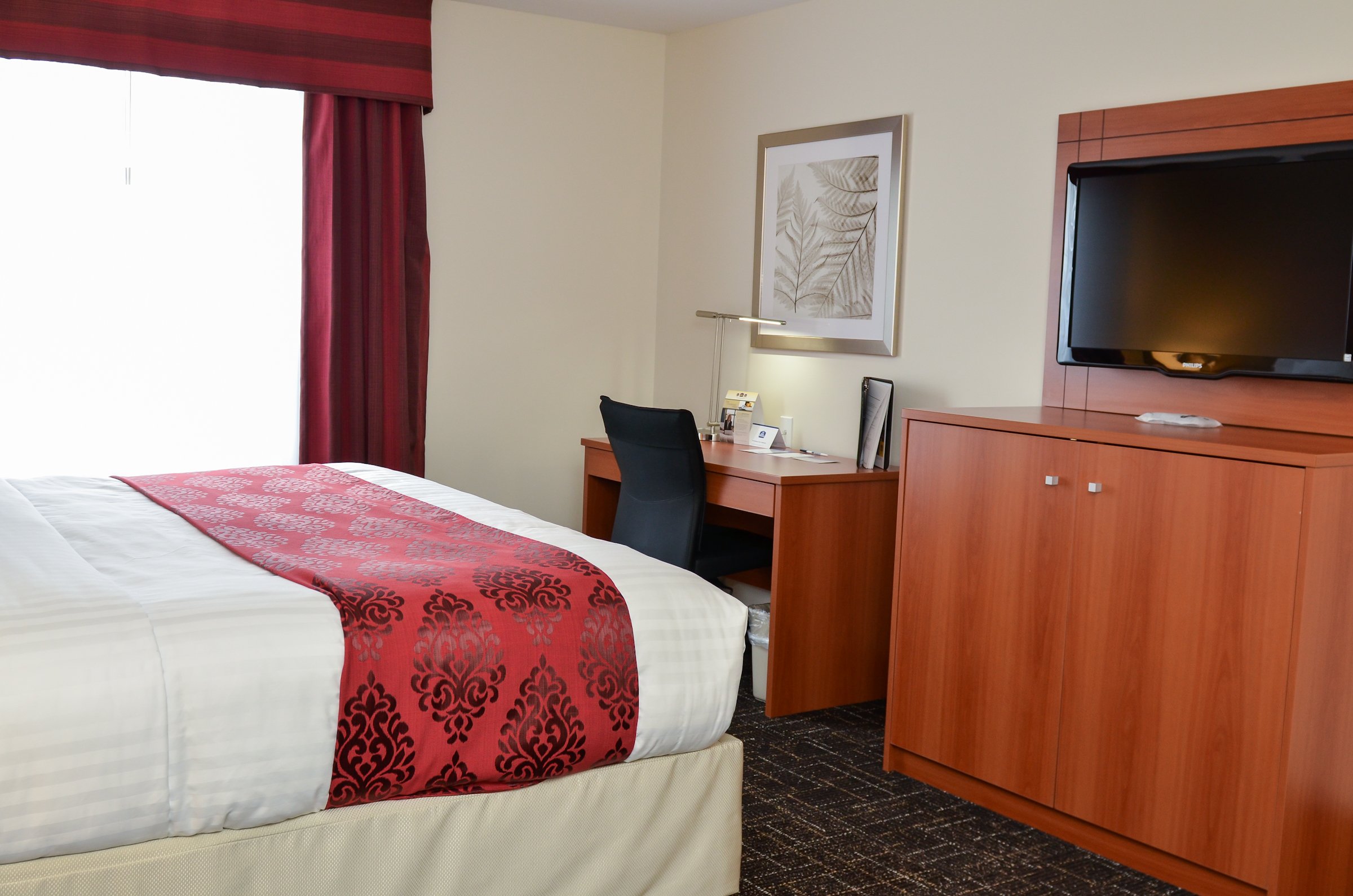 Best Western Thompson Hotel Suites 12/43