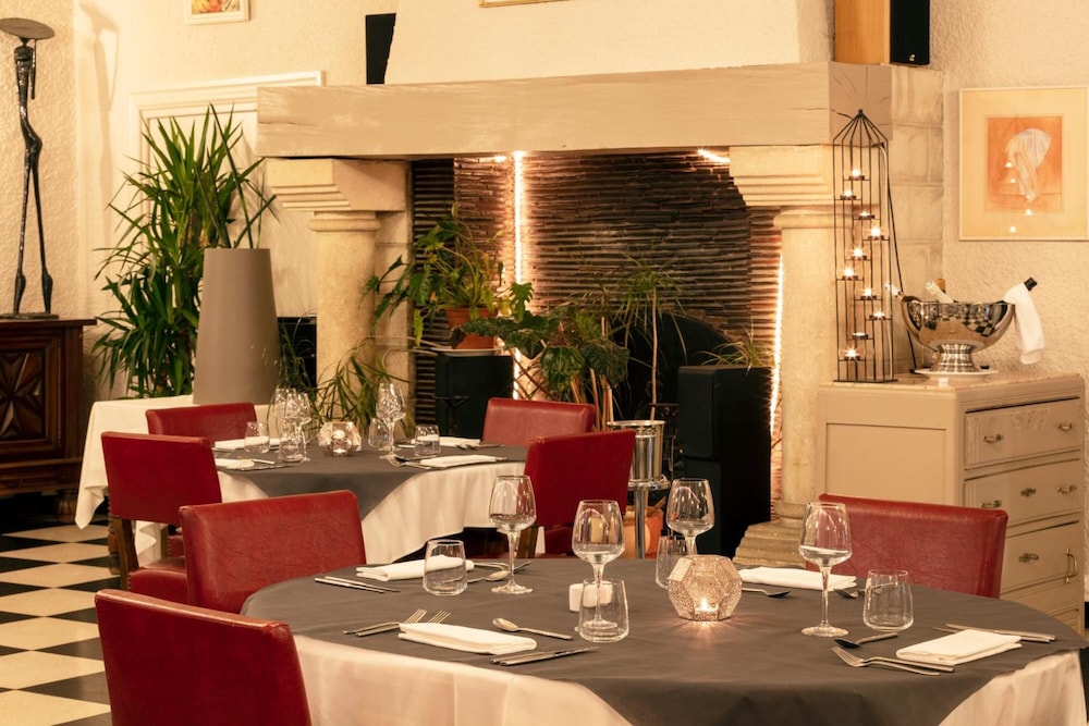 HOTEL LA CHAUMIERE 29/32