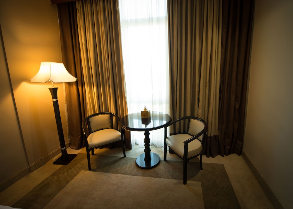 Century Park Hotel 11/38