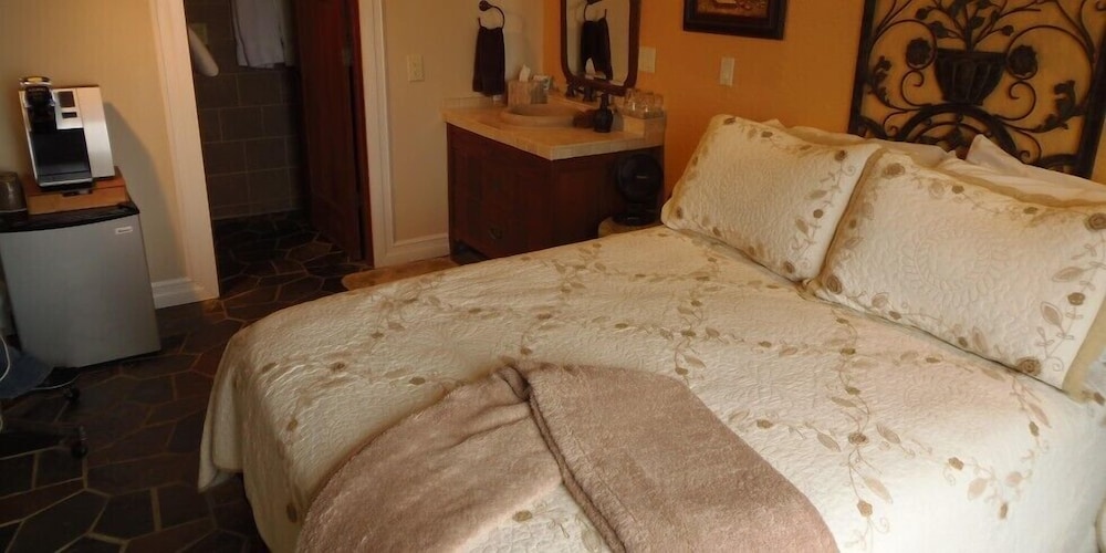 The Collins Inn And Seaside Cottages - Adults Only 61/77