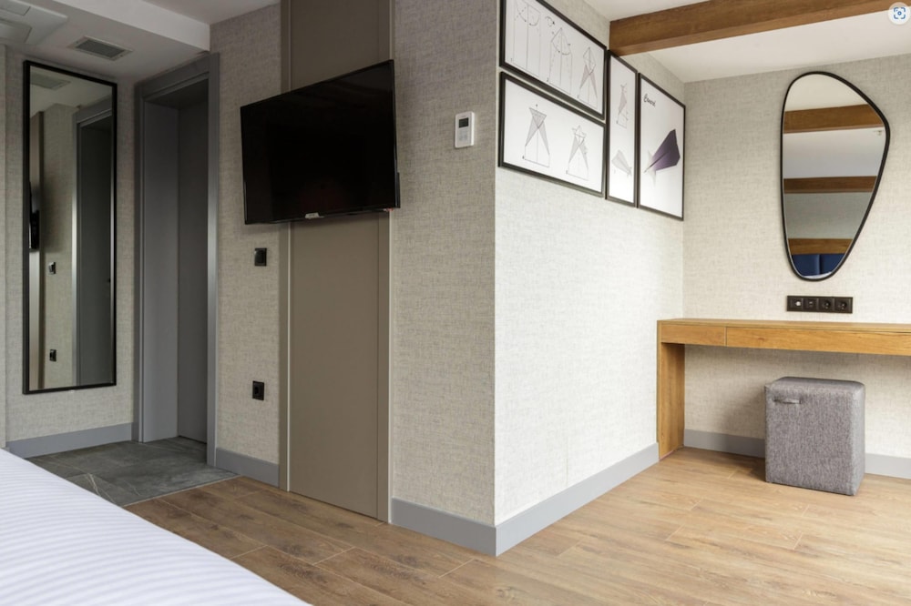 Ramada Encore by Wyndham Istanbul Arnavutkoy 43/64